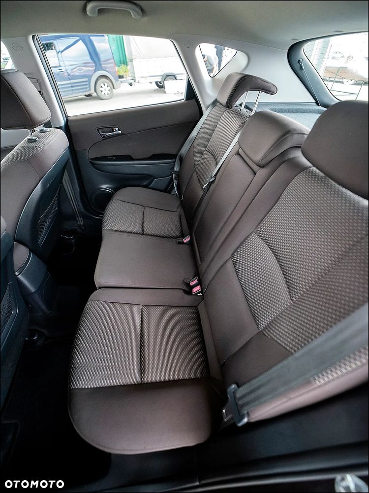 Hyundai i30 - 32