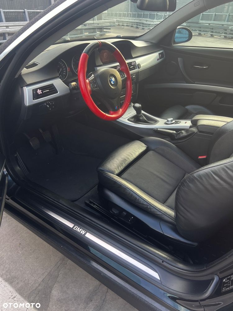 BMW Seria 3 325i - 6