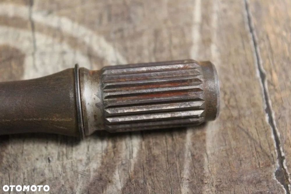 WAŁ KARDANA NAPĘDOWY FJR 1300 06r. - 2