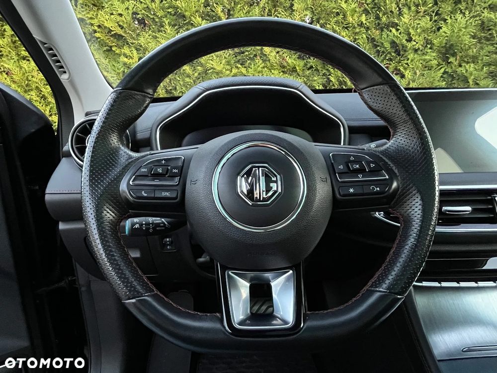 MG HS PHEV Luxury - 17