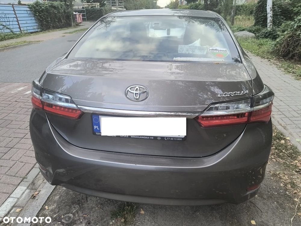 Toyota Corolla 1.6 Premium - 5
