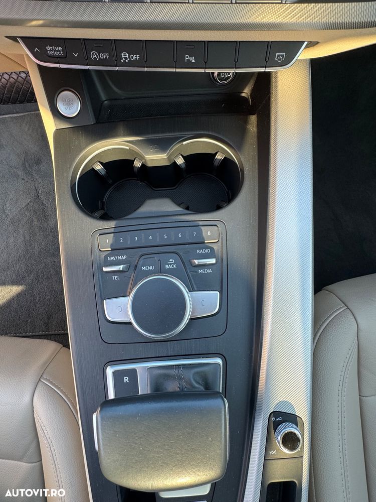 Audi A4 2.0 TDI S tronic Design - 21