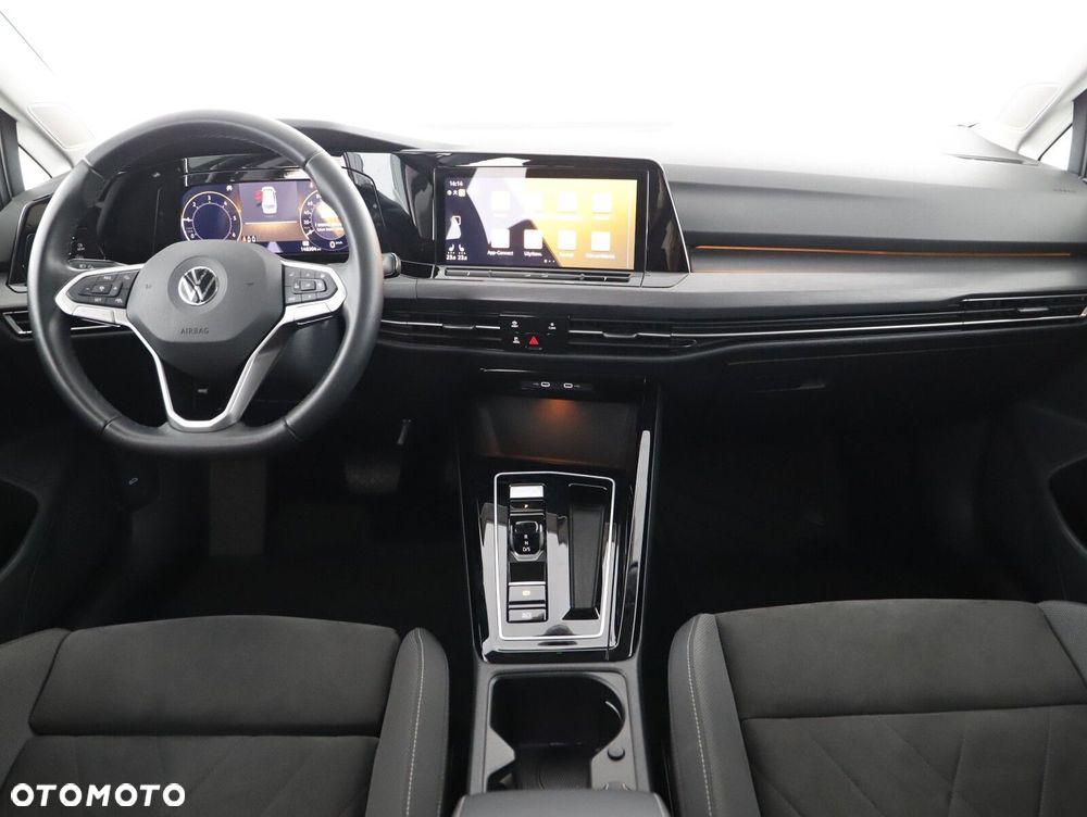 Volkswagen Golf Variant - 10