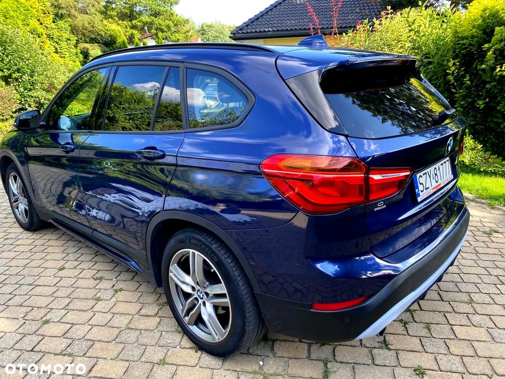 BMW X1 sDrive18d Advantage sport - 4