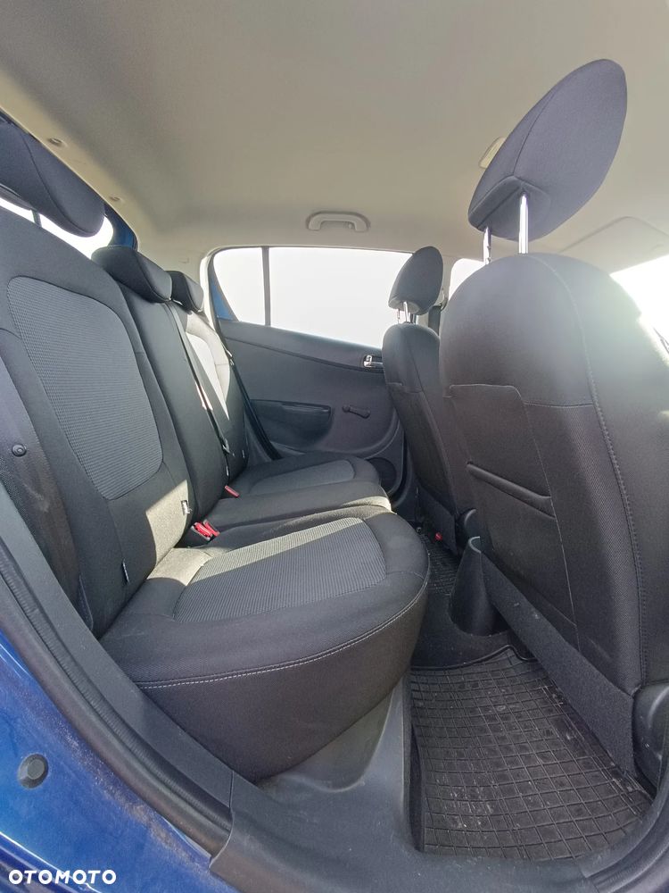 Hyundai i20 1.25 Classic + - 5