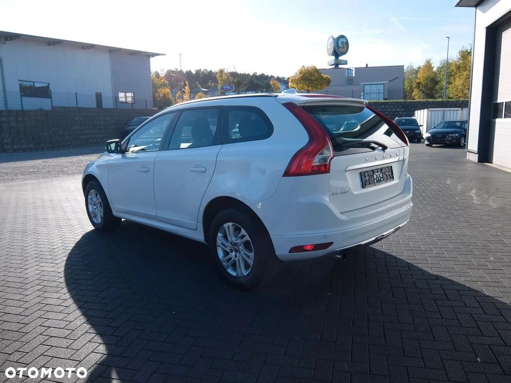 Volvo XC 60 D3 Momentum - 7