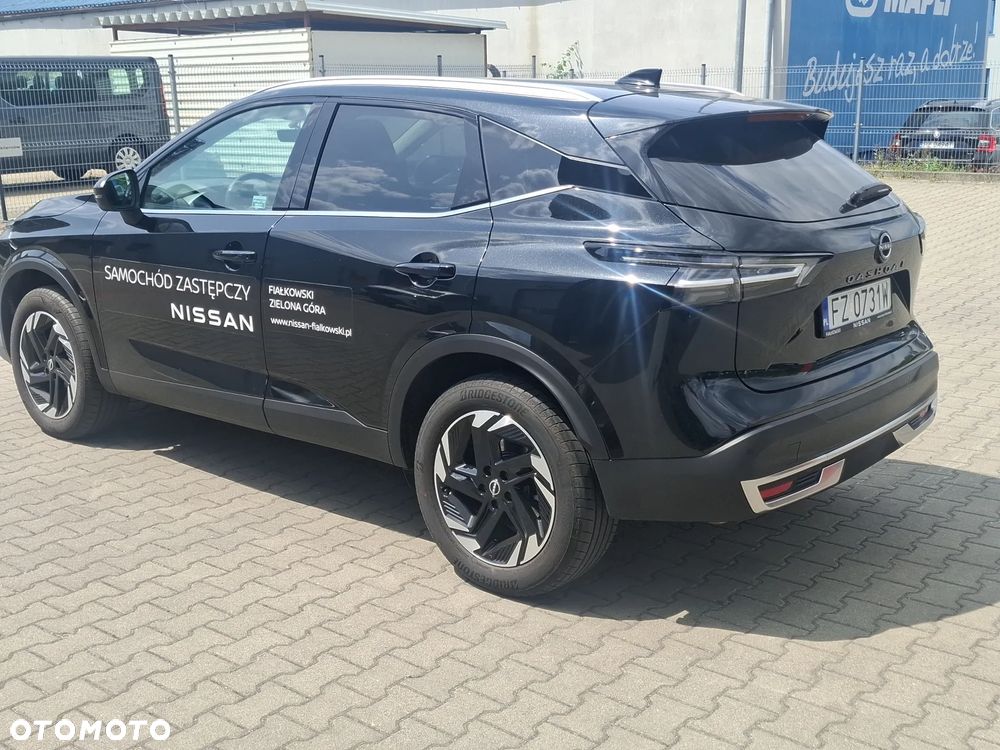 Nissan Qashqai 1.3 DIG-T MHEV N-Connecta Xtronic - 4