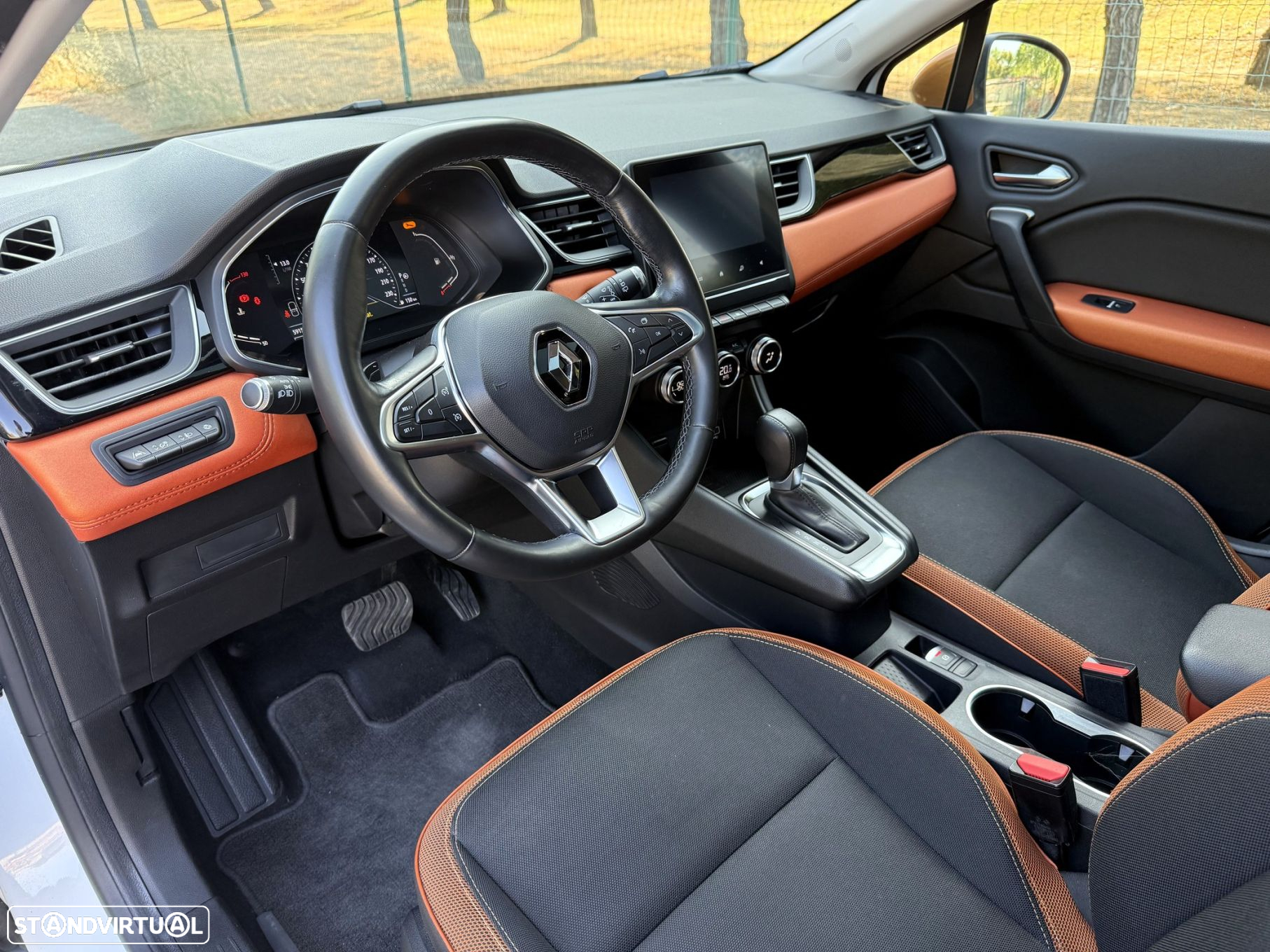 Renault Captur 1.3 TCe Exclusive EDC - 38