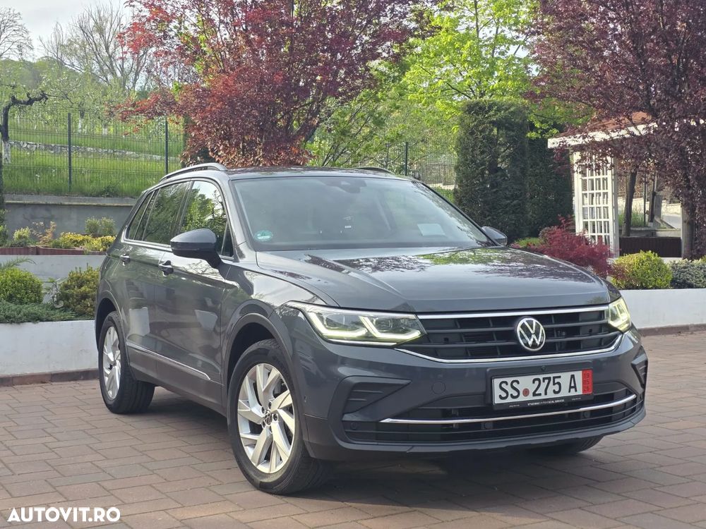 Volkswagen Tiguan 2.0 TDI 4Mot DSG Elegance - 4