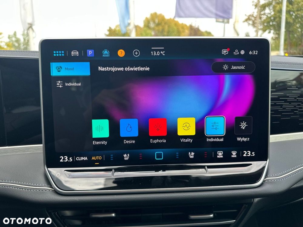 Volkswagen Passat - 20