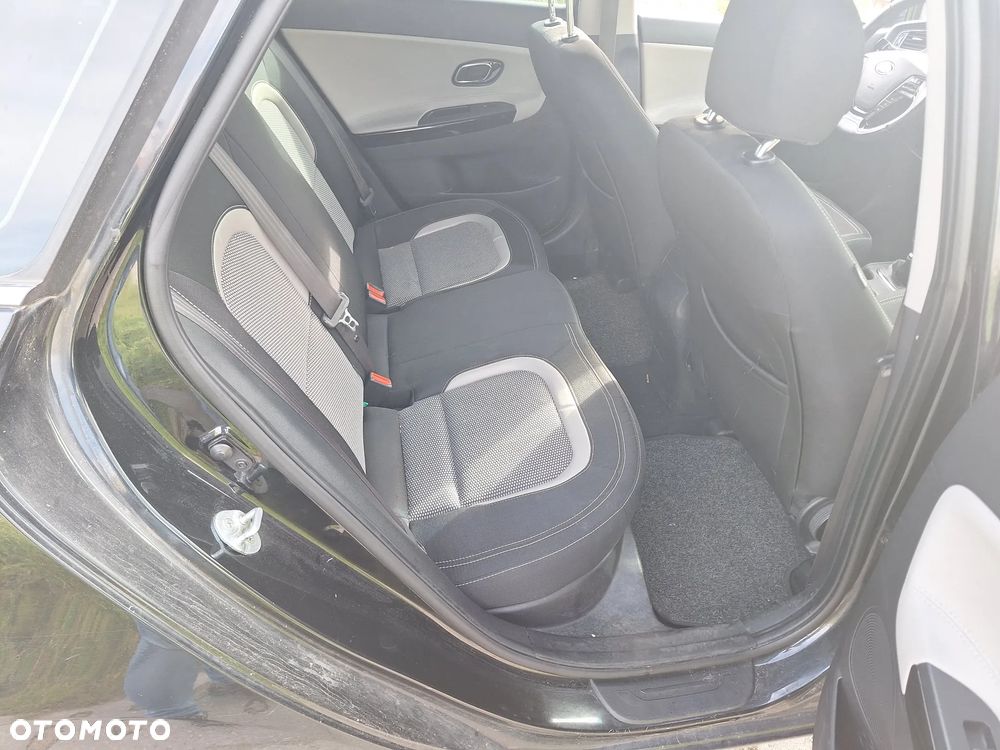 Kia Ceed - 15