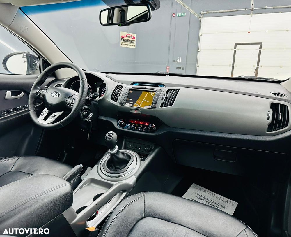 Kia Sportage 1.7 CRDI 2WD Dream-Team Edition - 23