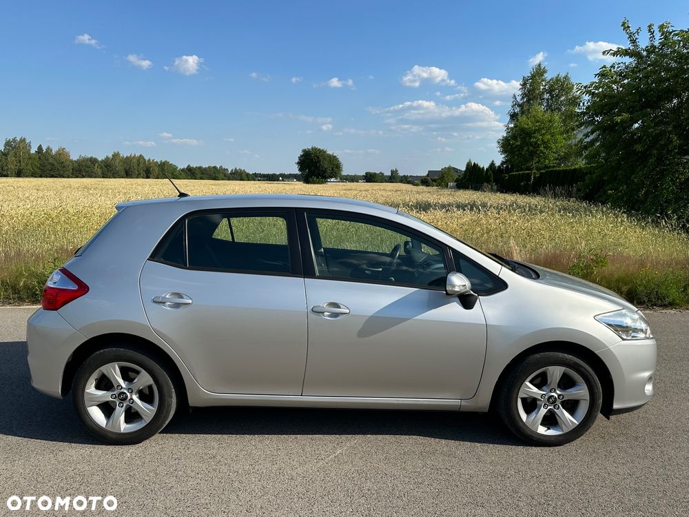 Toyota Auris 1.33 VVT-i Active - 13