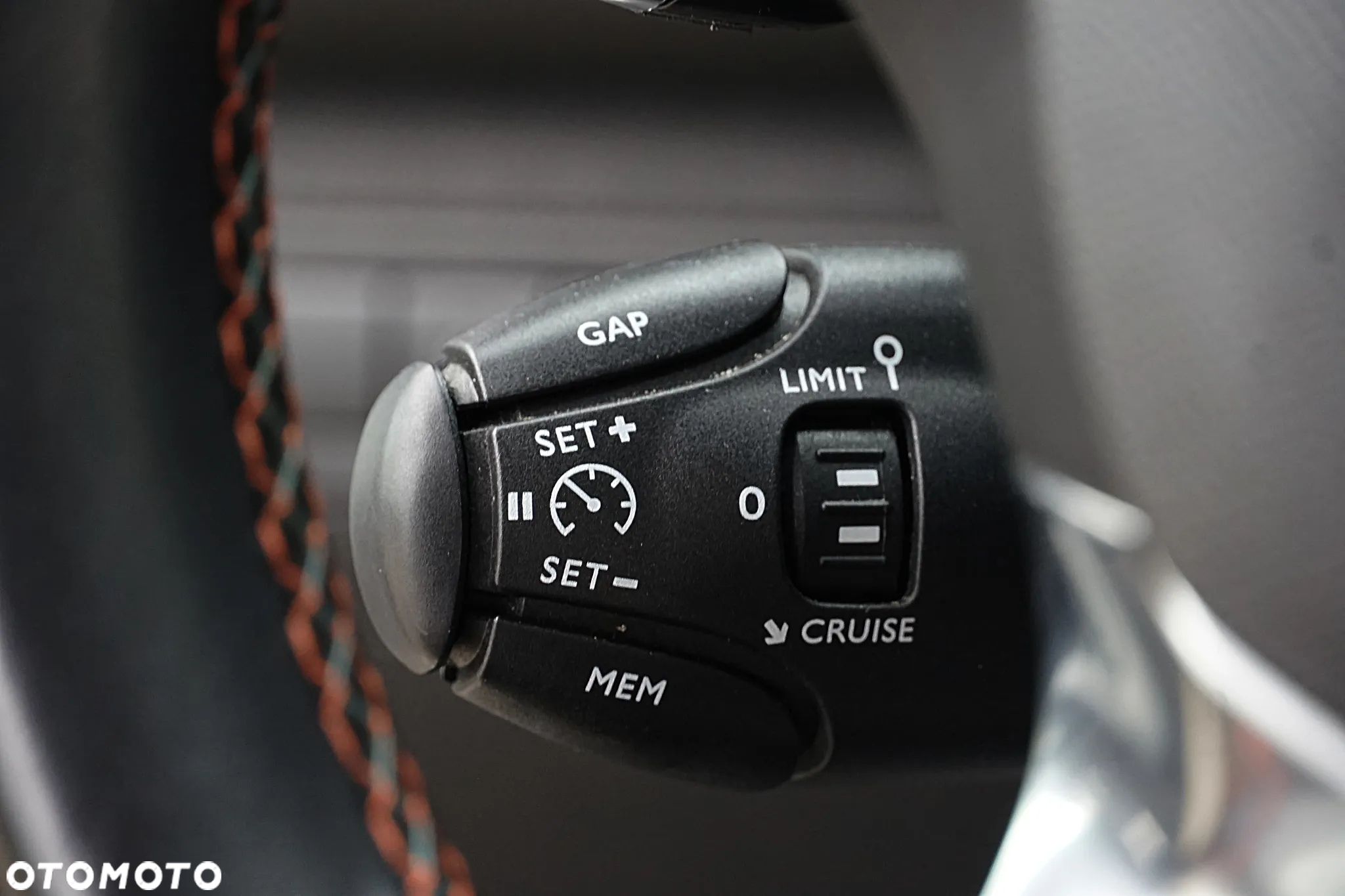 Peugeot 308 BlueHDi FAP 130 EAT8 Stop & Start Tech Edition - 34