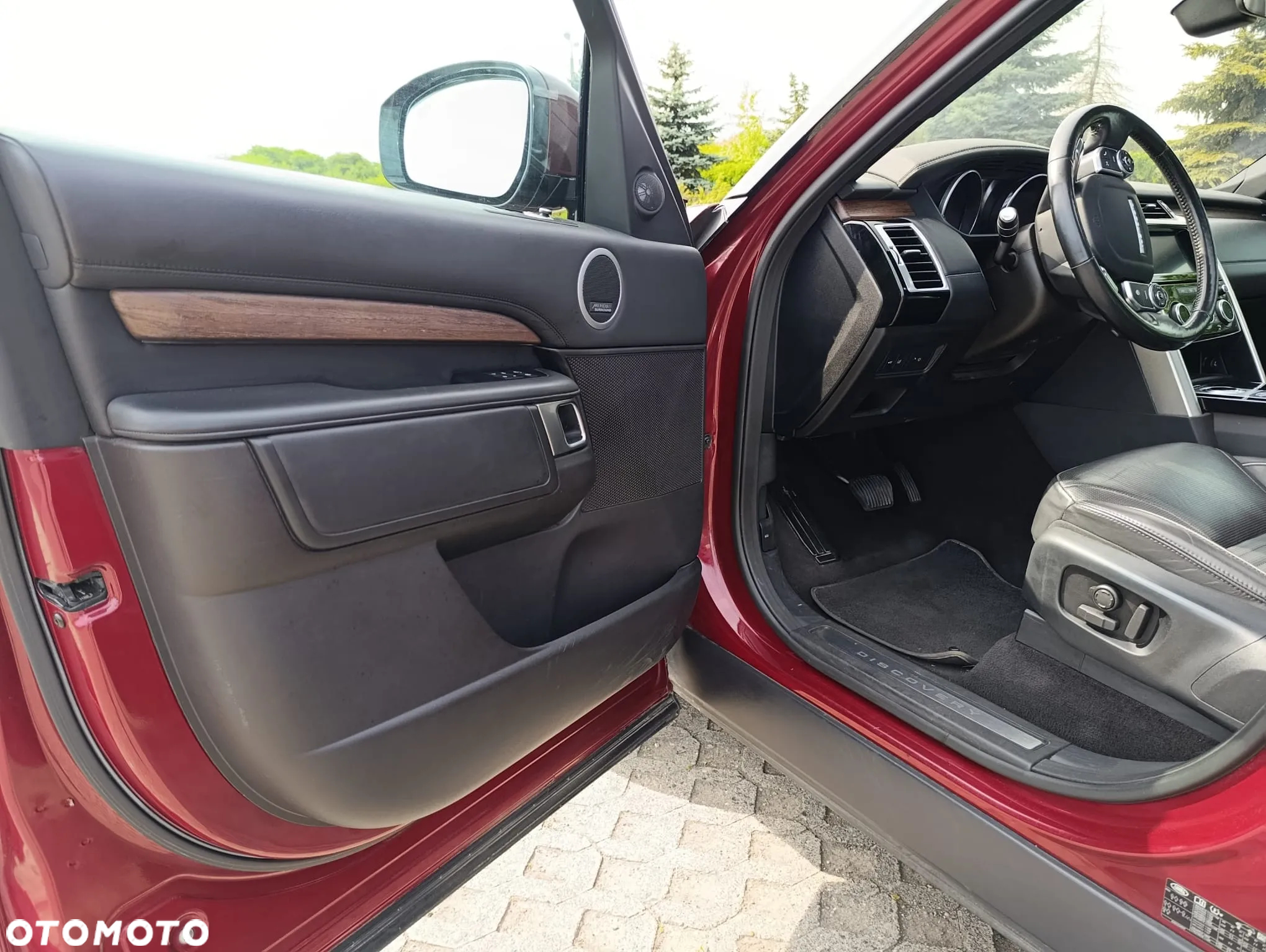 Land Rover Discovery - 12