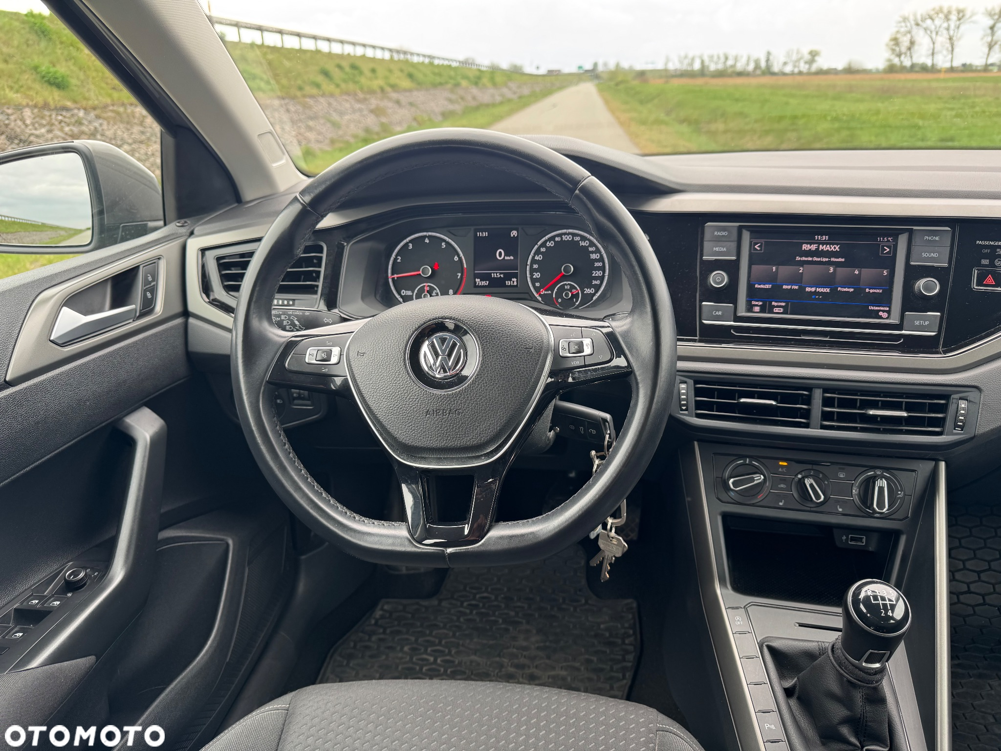 Volkswagen Polo 1.0 TSI Comfortline - 8