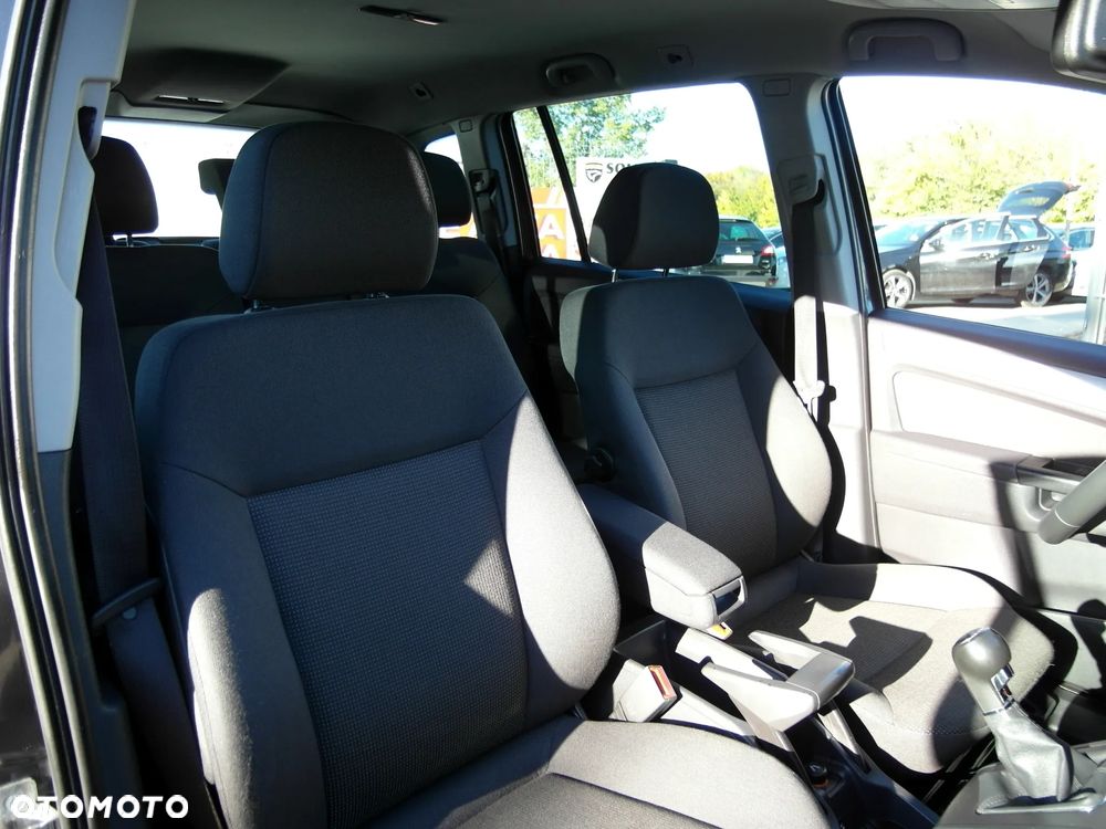Opel Zafira 1.8 Innovation - 22