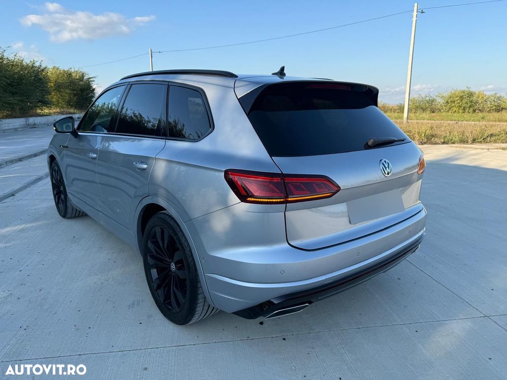 Volkswagen Touareg 3.0 V6 TDI SCR 4Motion Automatik R-Line - 16