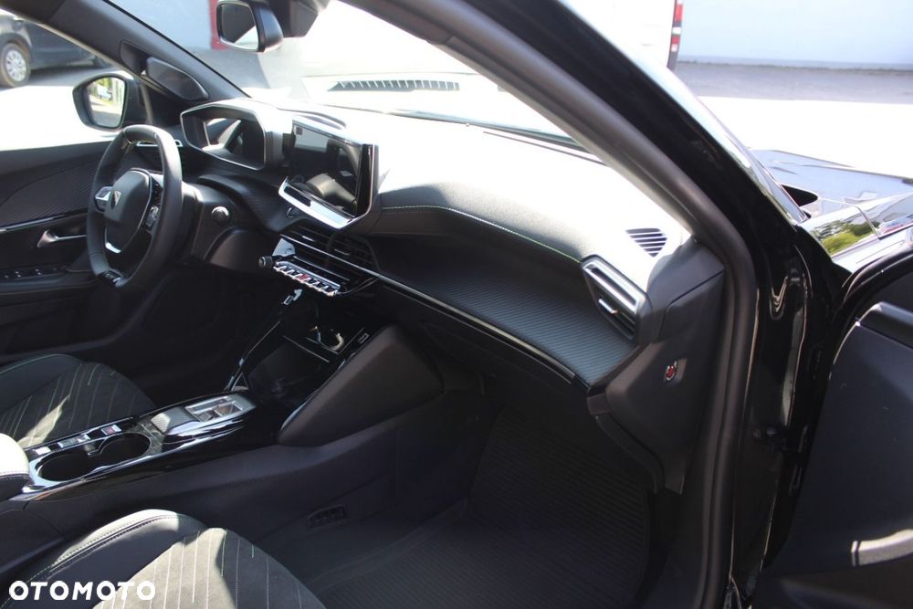 Peugeot 2008 - 16