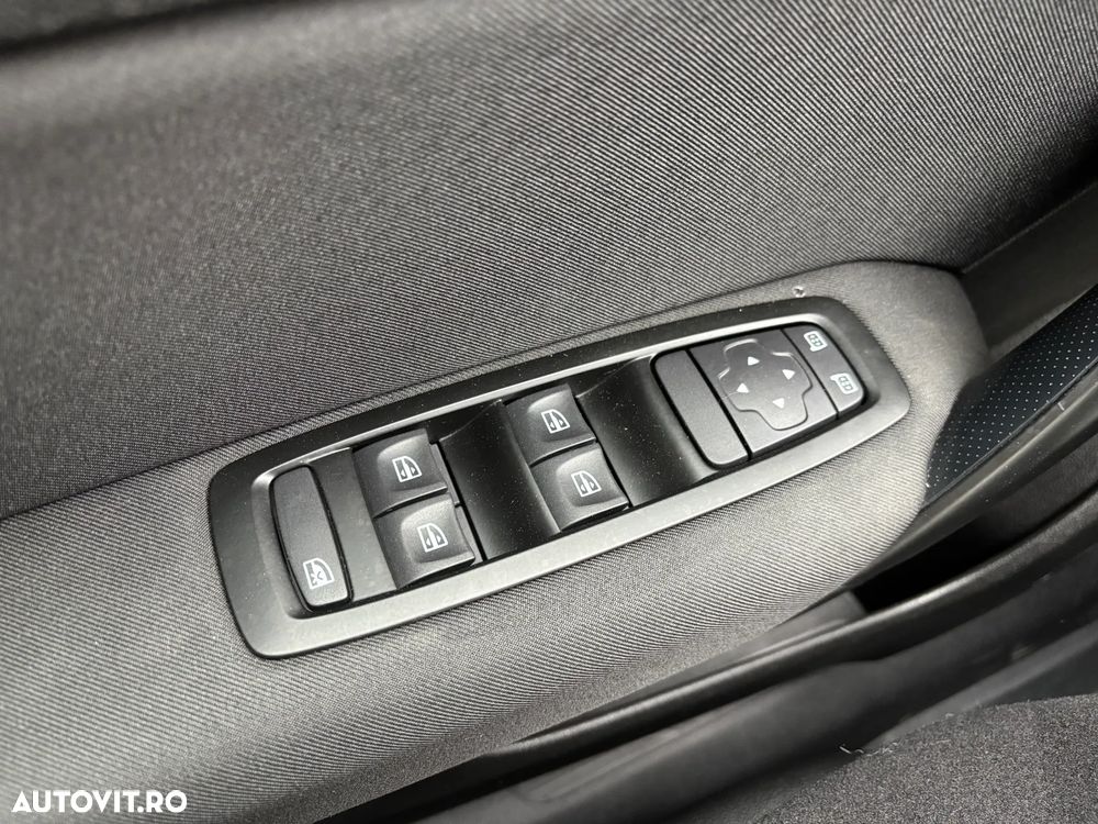 Renault Megane Blue dCi 116 Life - 13