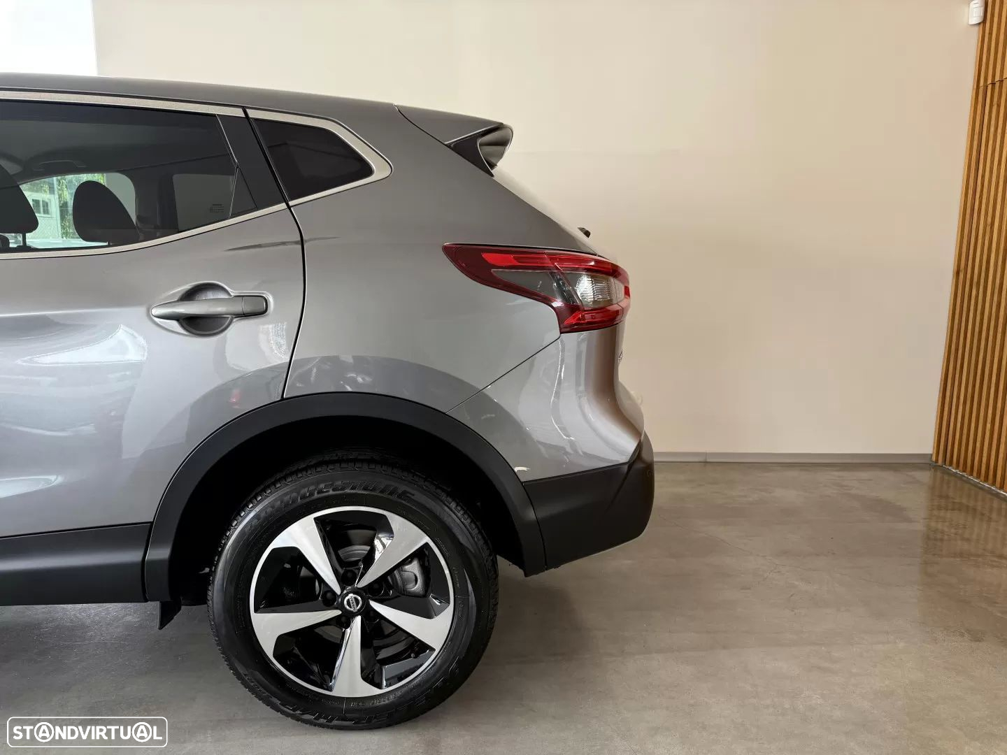 Nissan Qashqai 1.2 DIG-T N-Connecta - 14
