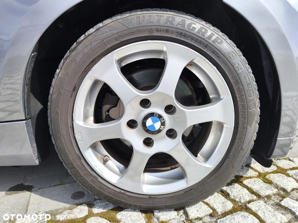 BMW Seria 1 118d Sport Line - 13