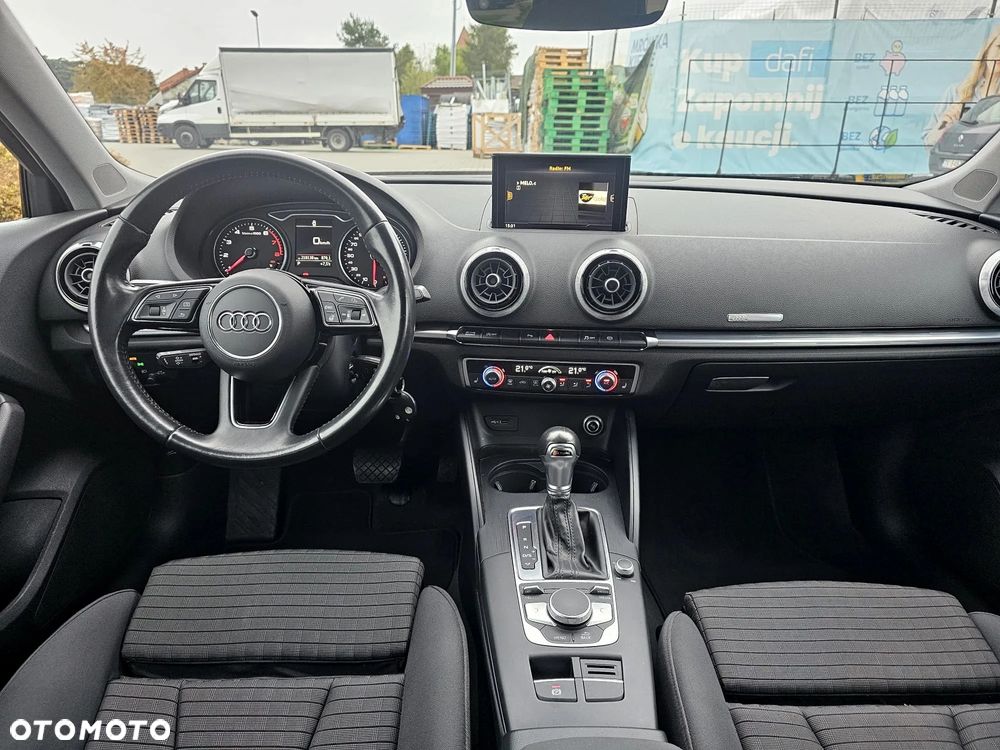 Audi A3 Sportback - 21