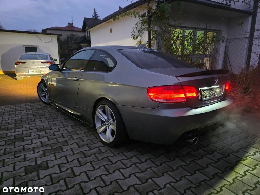 BMW Seria 3 335i - 1