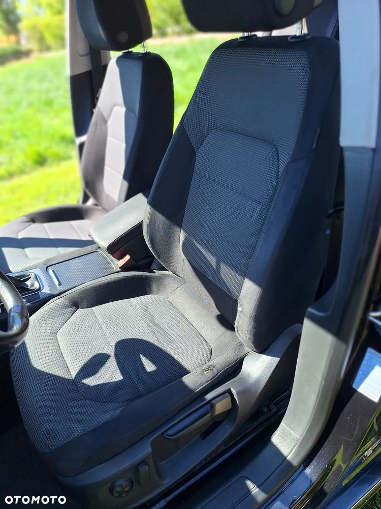 Volkswagen Passat 1.6 TDI BlueMotion Technology Comfortline - 17