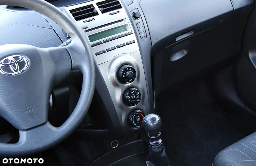 Toyota Yaris 1.33 Luna - 20