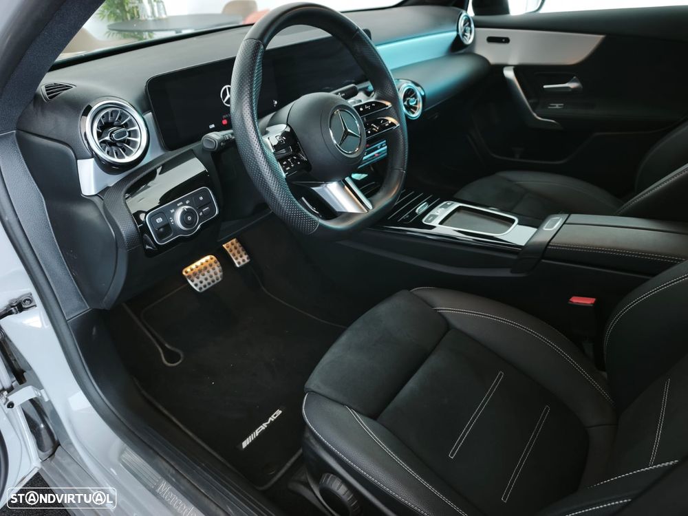 Mercedes-Benz A 180 d 8G-DCT Special Edition - 22