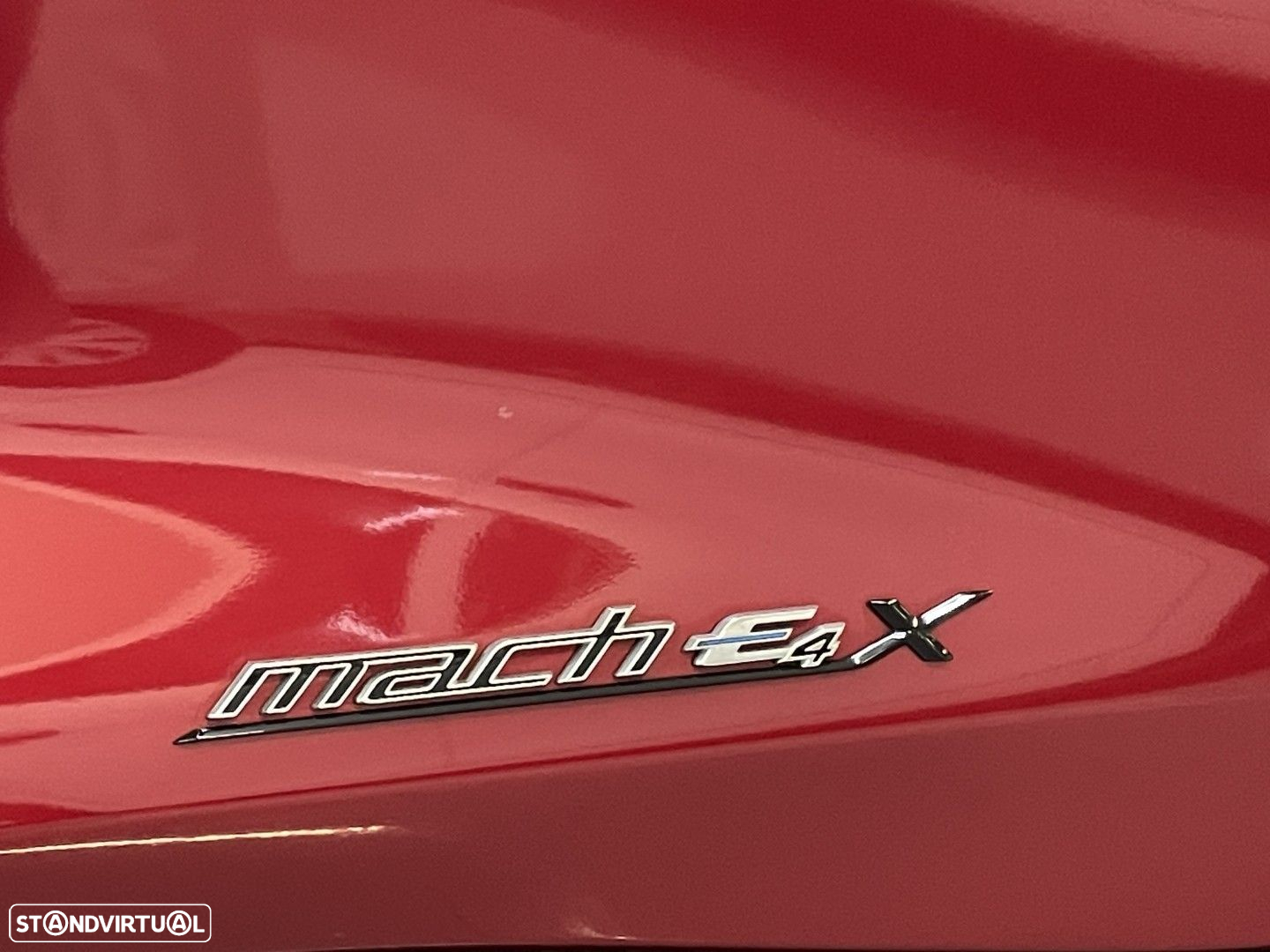 Ford Mustang Mach-E 98.7 kWh Premium AWD - 32