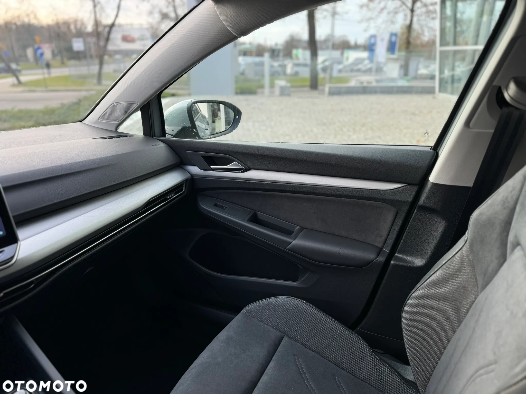Volkswagen Golf VIII 1.5 TSI Life - 20