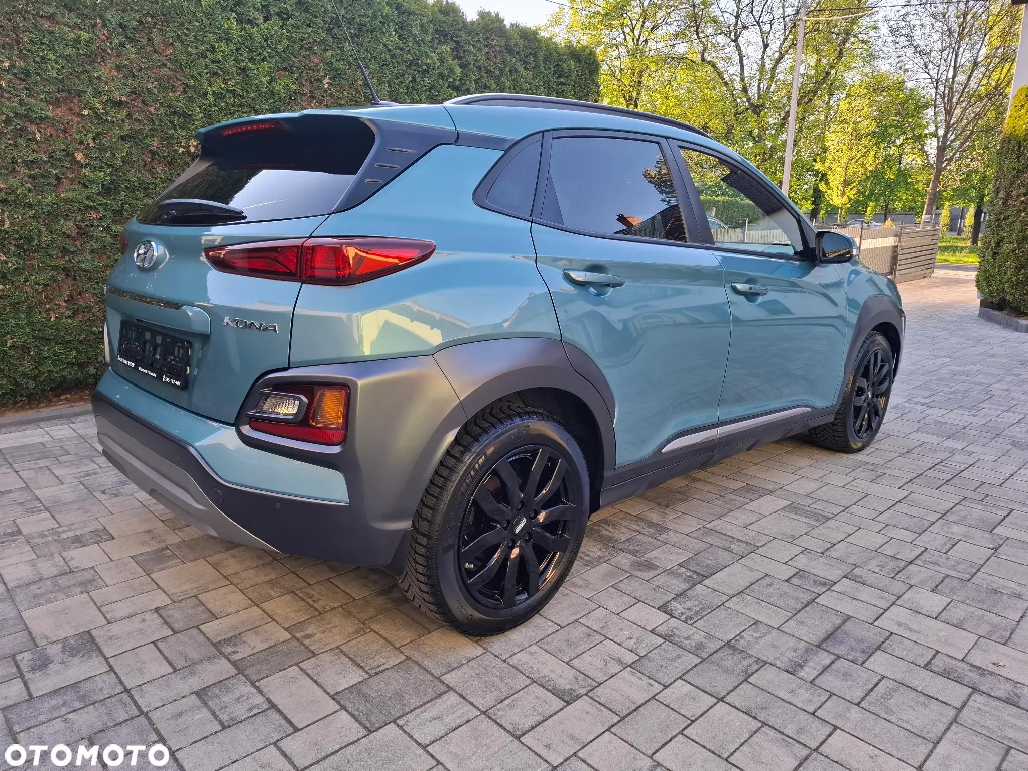 Hyundai Kona - 4