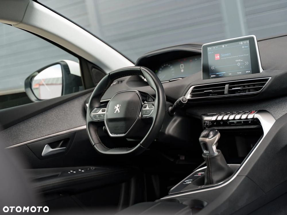 Peugeot 3008 1.5 BlueHDi Allure S&S - 20