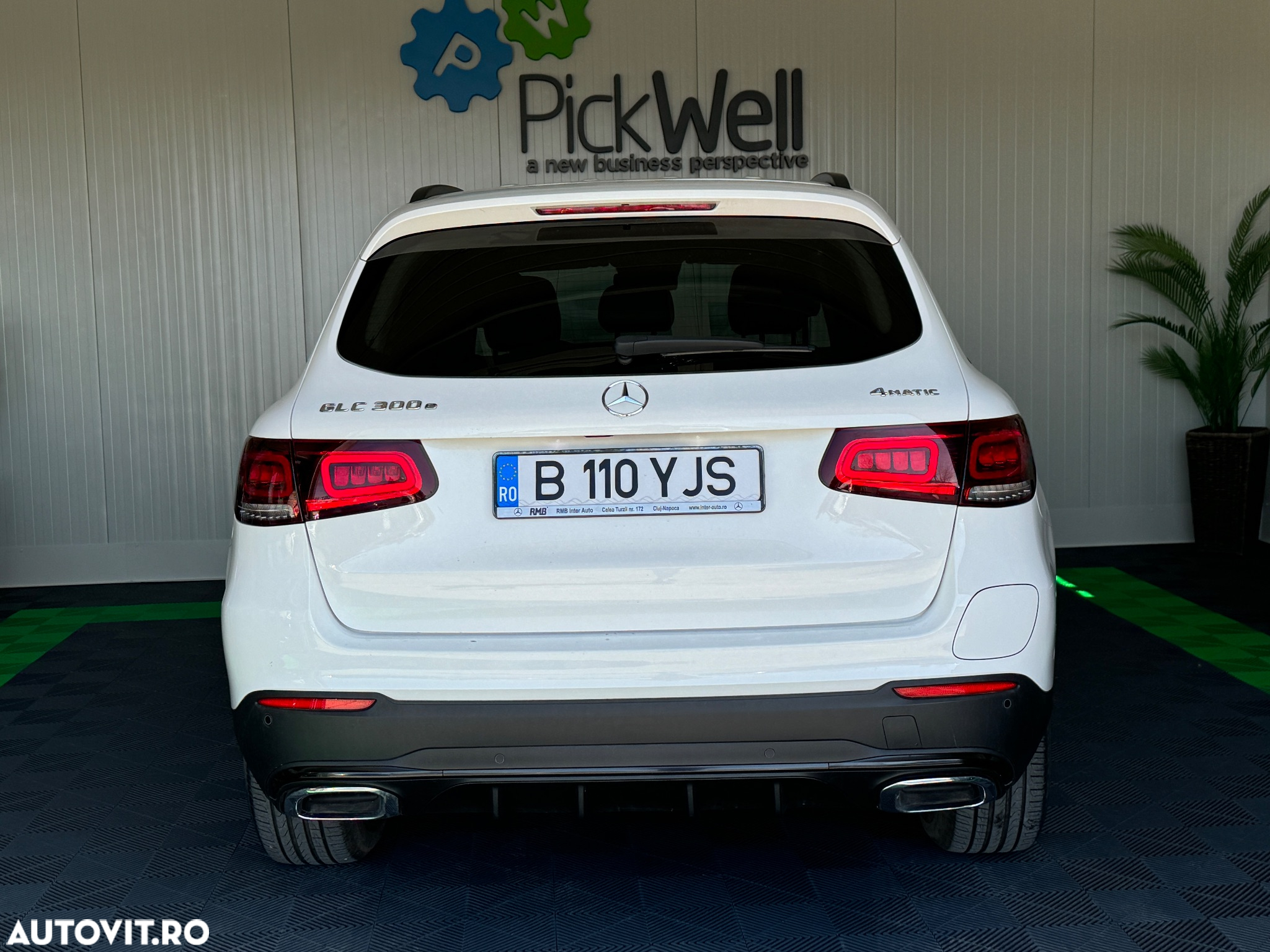 Mercedes-Benz GLC 300 e 4MATIC - 6