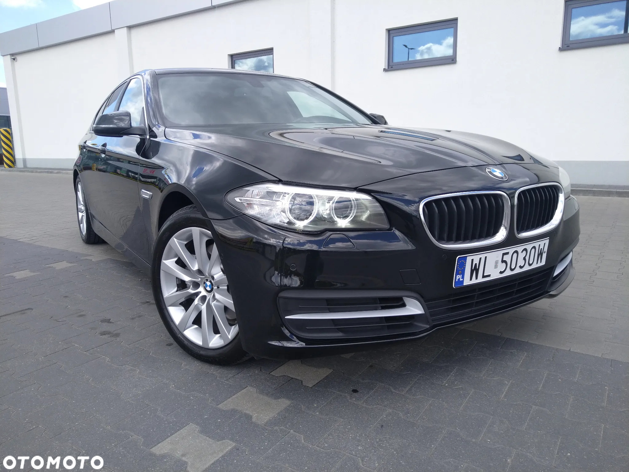 BMW Seria 5 520d xDrive - 3