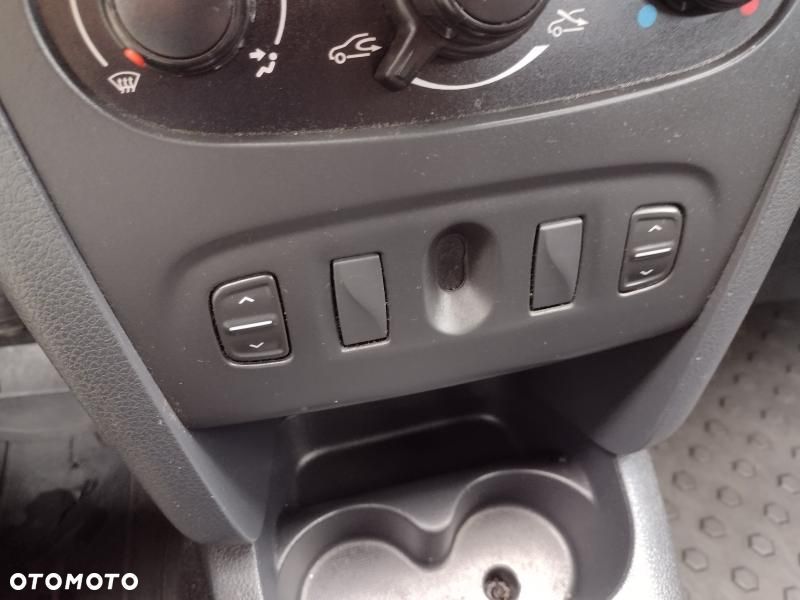 Dacia Sandero - 15
