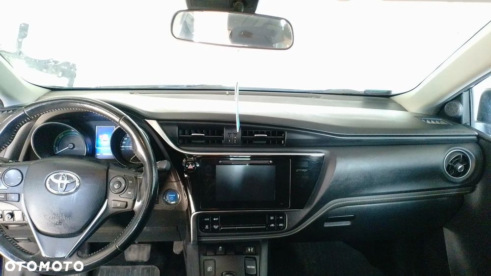 Toyota Auris Hybrid 135 Premium - 8