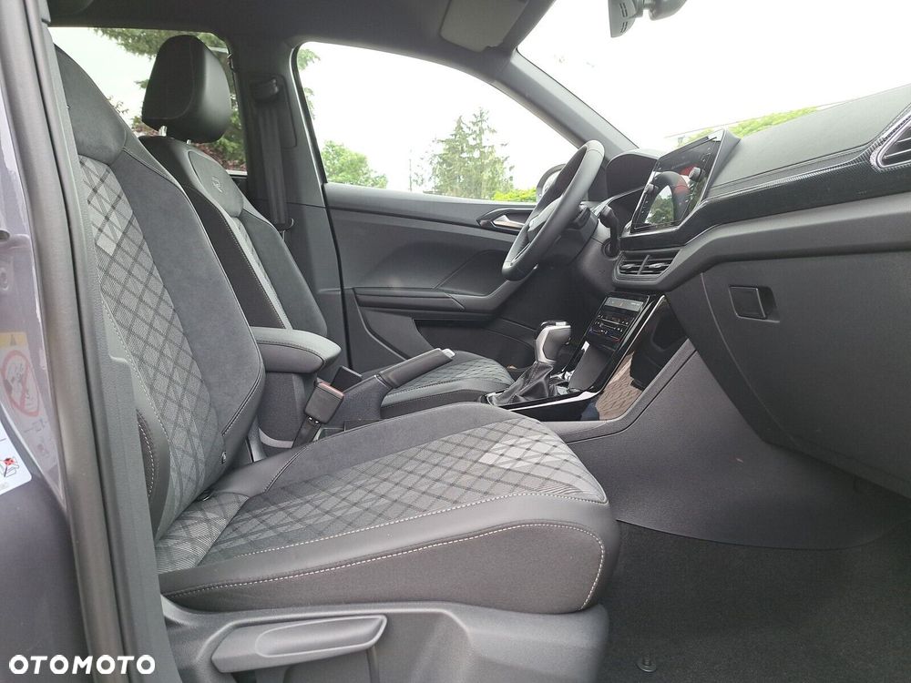 Volkswagen T-Cross - 27