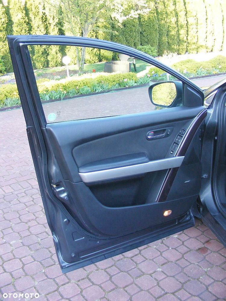 Mazda CX-9 3.7 V6 - 12