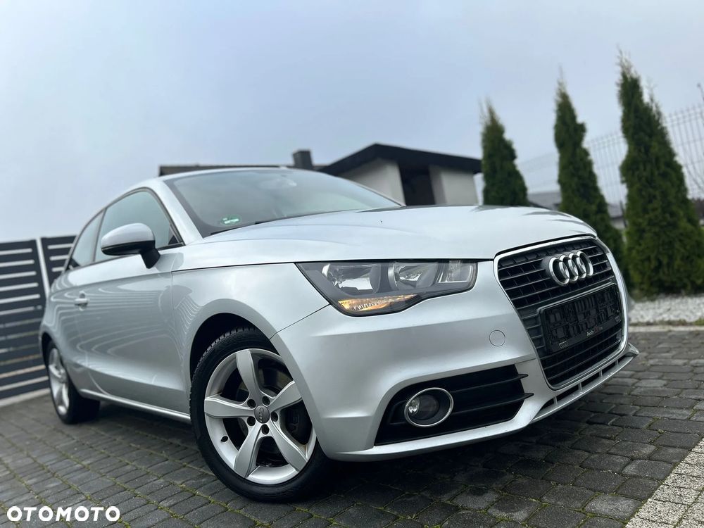 Audi A1 1.6 TDI Attraction - 32