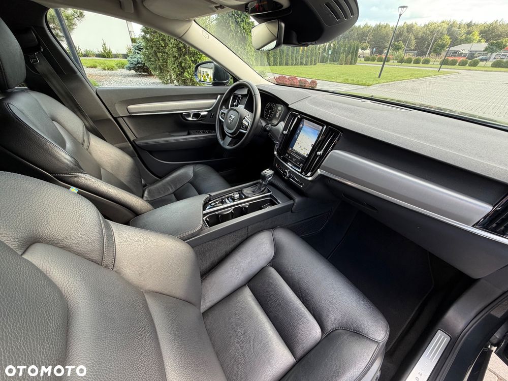 Volvo V90 D4 Geartronic Momentum - 17