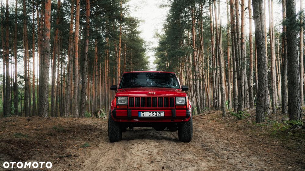 Jeep Cherokee 4.0 Limited - 15