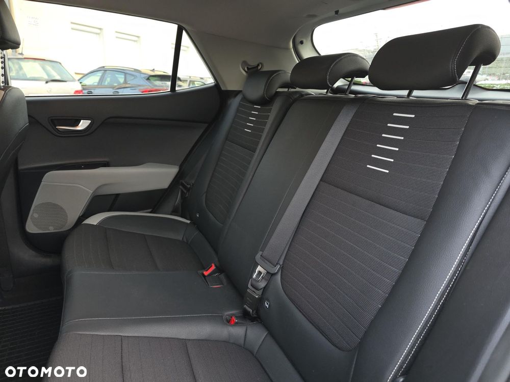 Kia Stonic 1.2 L Business Line - 16