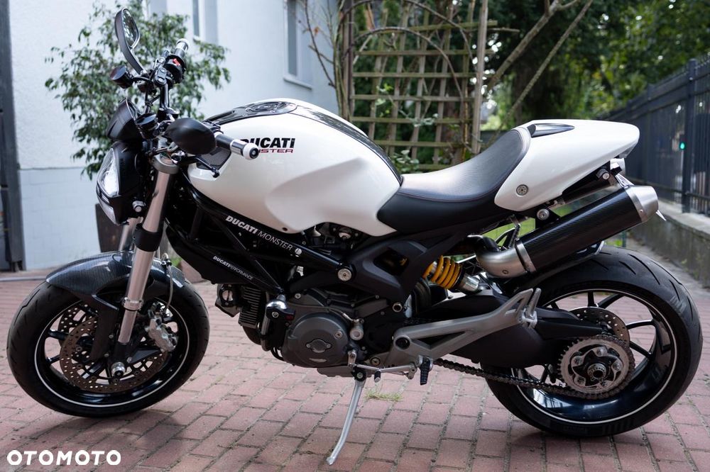 Ducati Monster - 3