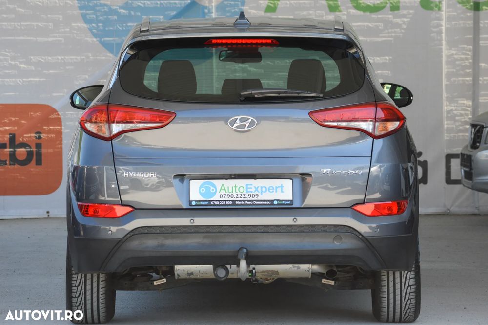 Hyundai Tucson blue 1.7 CRDi 2WD Style - 22