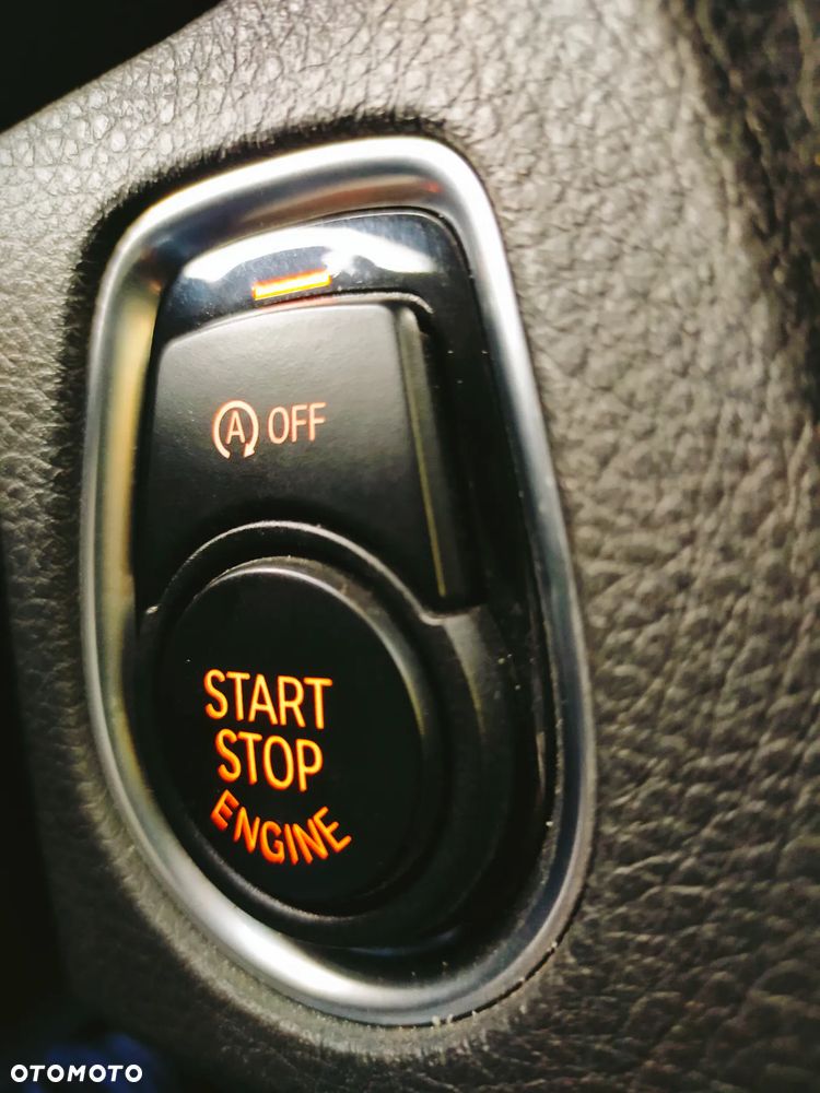 BMW Seria 3 318i Advantage - 19