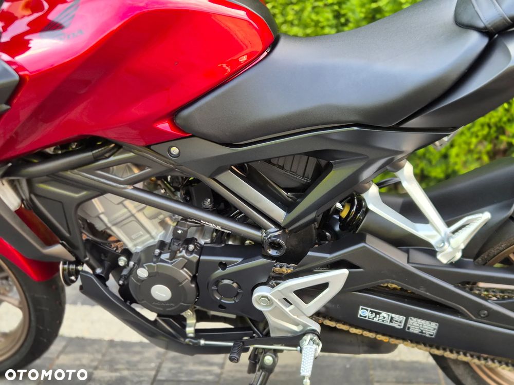 Honda CB - 17