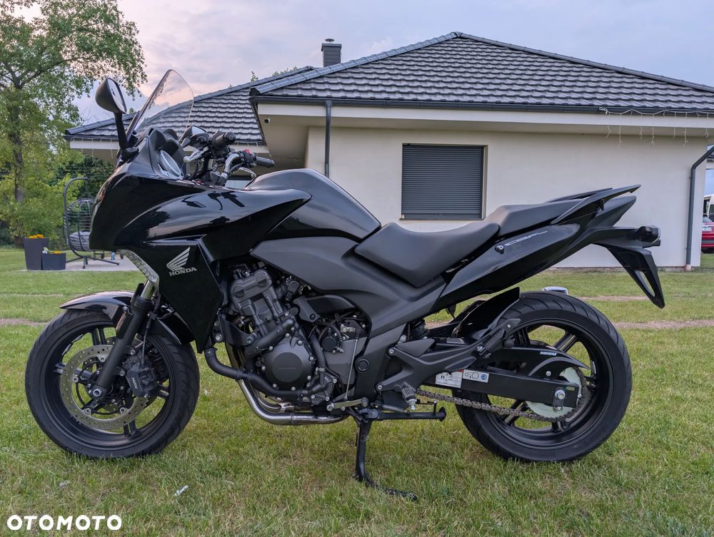 Honda CBF - 8